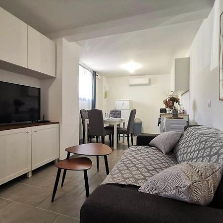 L'Elegant Duplex - Clim I Wifi I Proche Du Centre-Ville Miramas Exterior foto