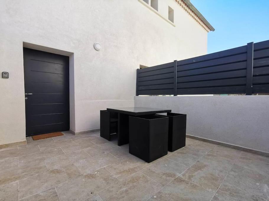 L'Elegant Duplex - Clim I Wifi I Proche Du Centre-Ville Miramas Exterior foto